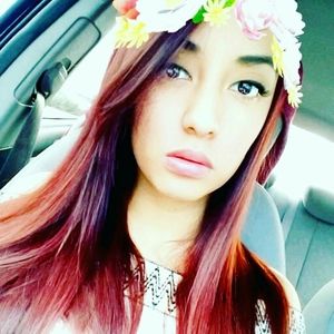 Meet your Posher, Myrna